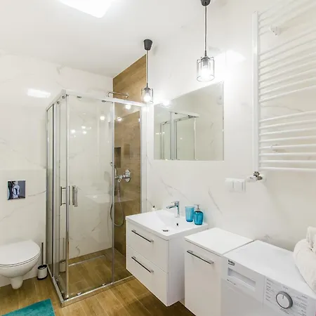 Teal Apartment- Wifi Parking 15 Min Od Rynku Vratislav